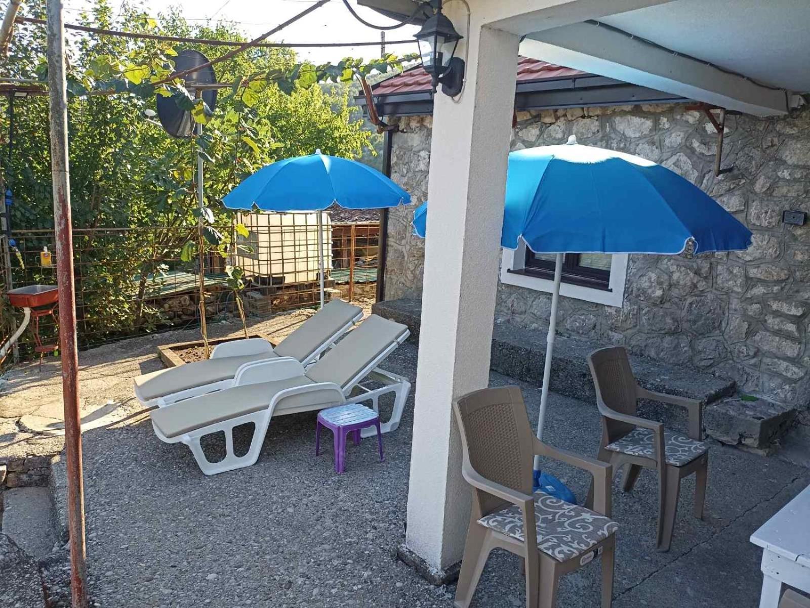 Villa Feel The Karuch à Cetinje Extérieur photo